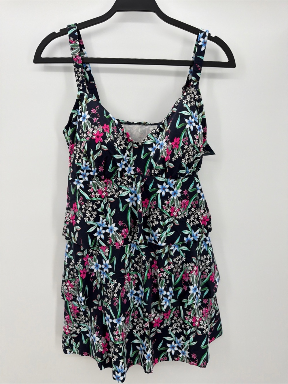 Shape Solver Ladies One Piece Ruffle Flower Swimsuit Size 16 NWT